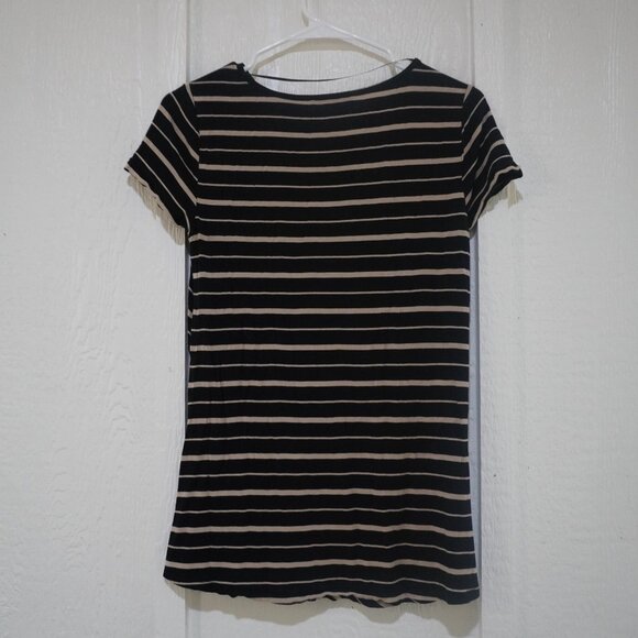 Women's Black and Brown Chevron Stripe Short-Sleeve Shirt - Size Small - Picture 6 of 7